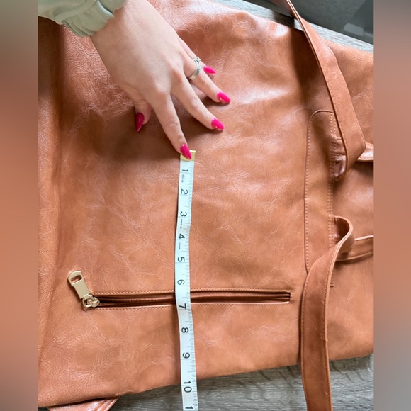 Elegant Tan Leather Backpack